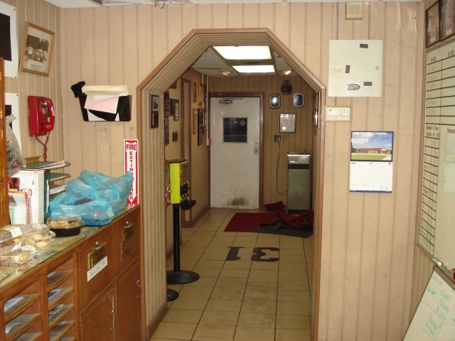 8/3/08 Time to start the entrance hallway